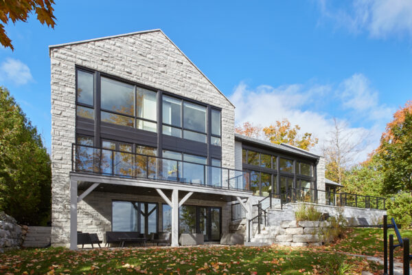 Bluff Hill house